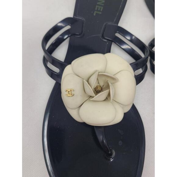 Chanel Black Jelly Camellia Interlocking CC Thong Sandals 40 EU - Picture 8 of 10